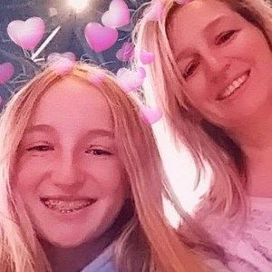 Meet your Posher, Carrie